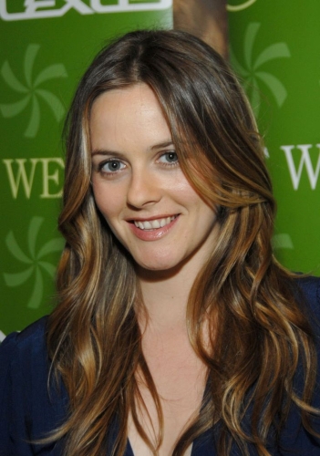 ALICIA-SILVERSTONE-6