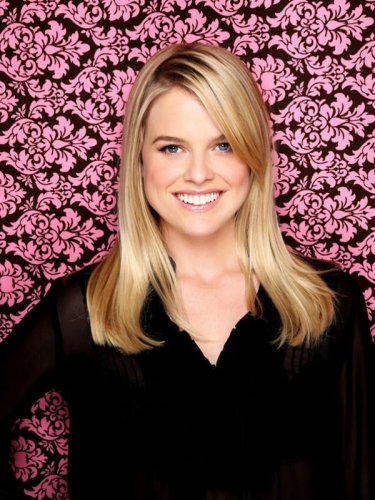 Alice-Eve-6
