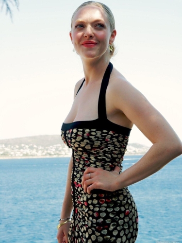 Amanda-Seyfried-17