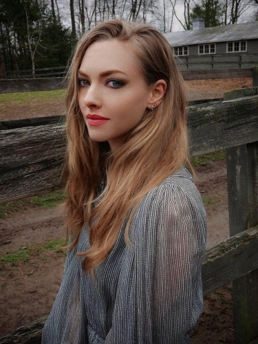 Amanda-Seyfried-7