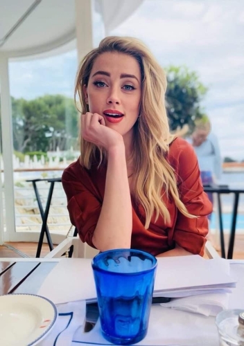 Amber-Heard-6
