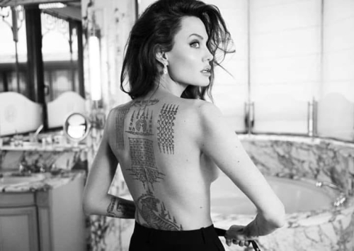Angelina-Jolie-4