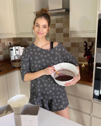 Barbara-Palvin-54