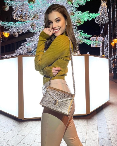 Barbara-Palvin-65