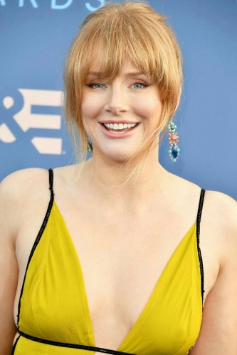 Bryce-Dallas-Howard-12