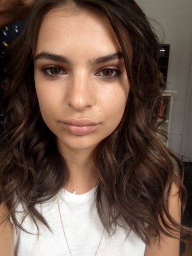 Emily-Ratajkowski-15