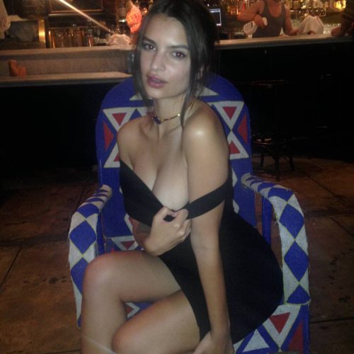 Emily-Ratajkowski-4