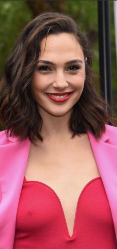 Gal-Gadot-16