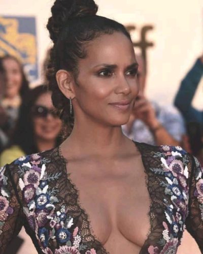 Halle-Berry-5 (1)