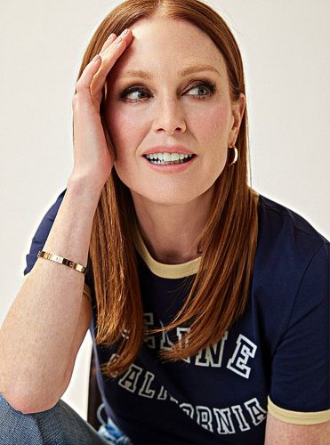 JULIANNE-MOORE-Harpers-Bazaar-UK- -February-2024 