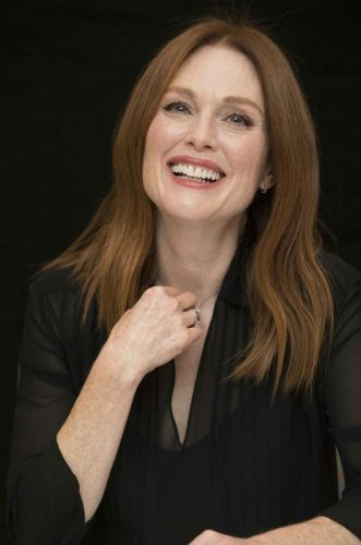 Julianne-Moore-4