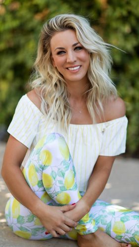 Kaley-Cuoco-25