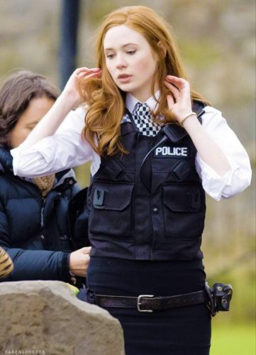 Karen-Gillan-26