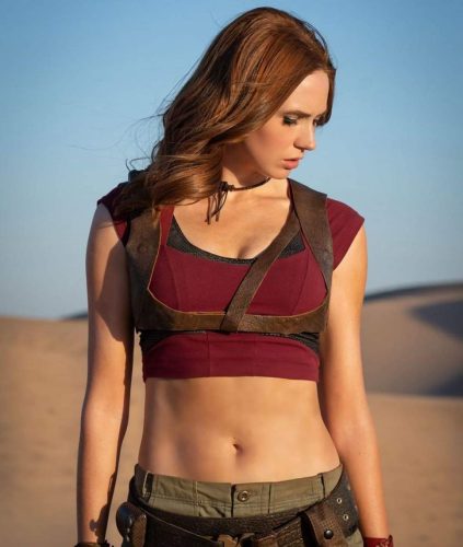 Karen-Gillan-48