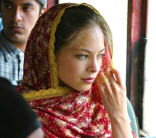 Kristin-Kreuk-on-the-movie- Partition -2007