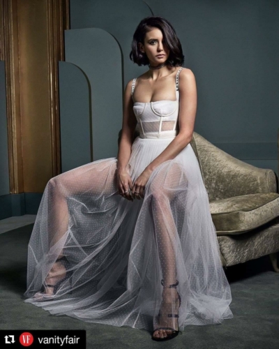 Nina-Dobrev-23