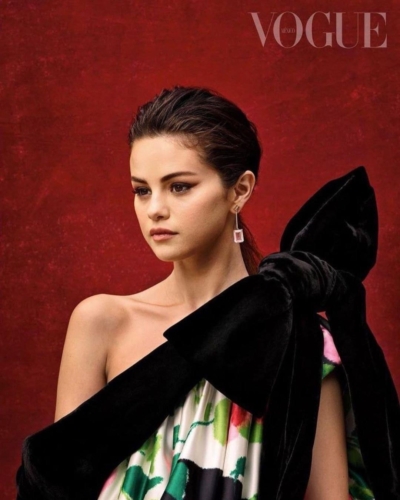 Selena-Gomez-13