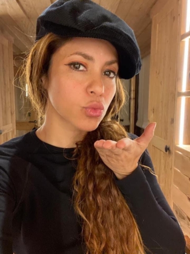 Shakira-3