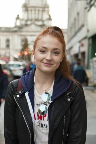 Sophie-Turner-18