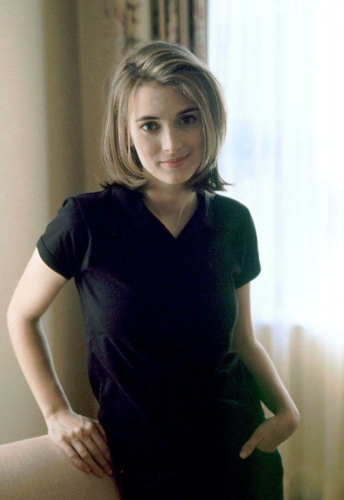 Winona-Ryder-  -1995
