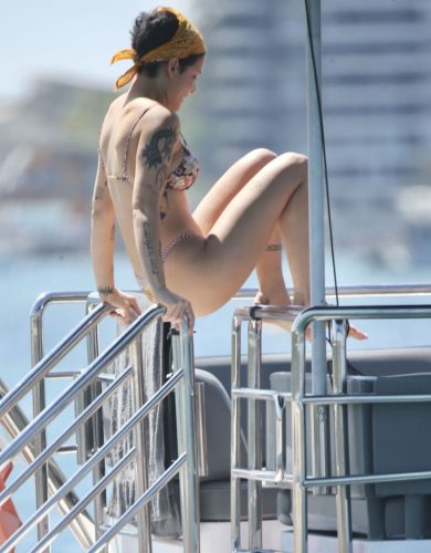 You-are-helping-me-a-lot-by-following-me