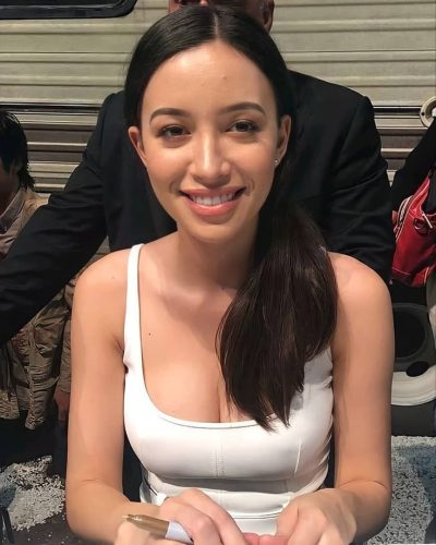 christian-serratos-6 (1)