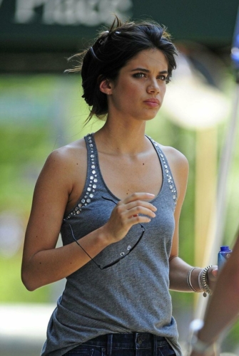 f2395582-748d-4140-9ccd-40965fbba00a