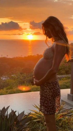 f2a7c076-1e19-42d6-8064-3bd777d8d7be