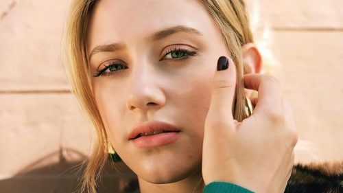 lili-reinhart-2020-4k-01 (1)