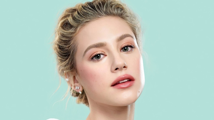 lili-reinhart-covergirl-4k-wu