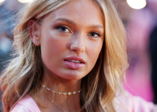 romee-strijd-victoria-s-secret-fashion-show-2016-backstage-9
